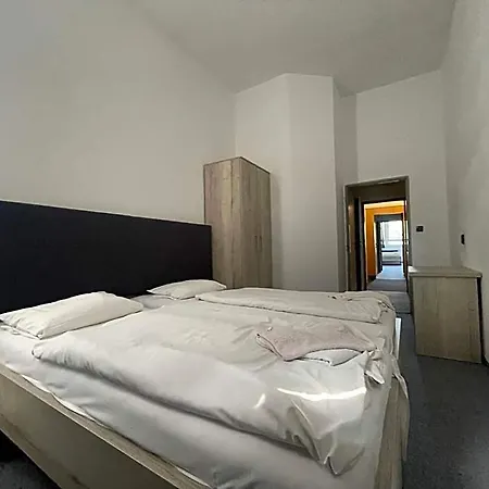 Stadion Otel 3*